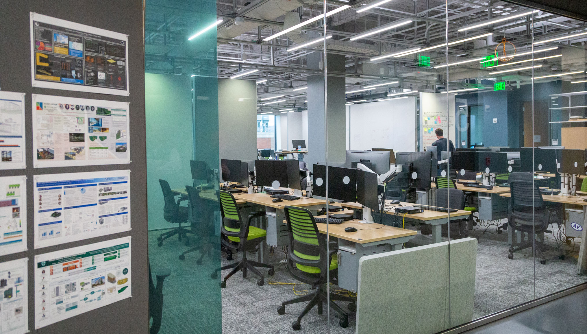 photo of individual work stations at ECore by Nick Sloff '92 A&A