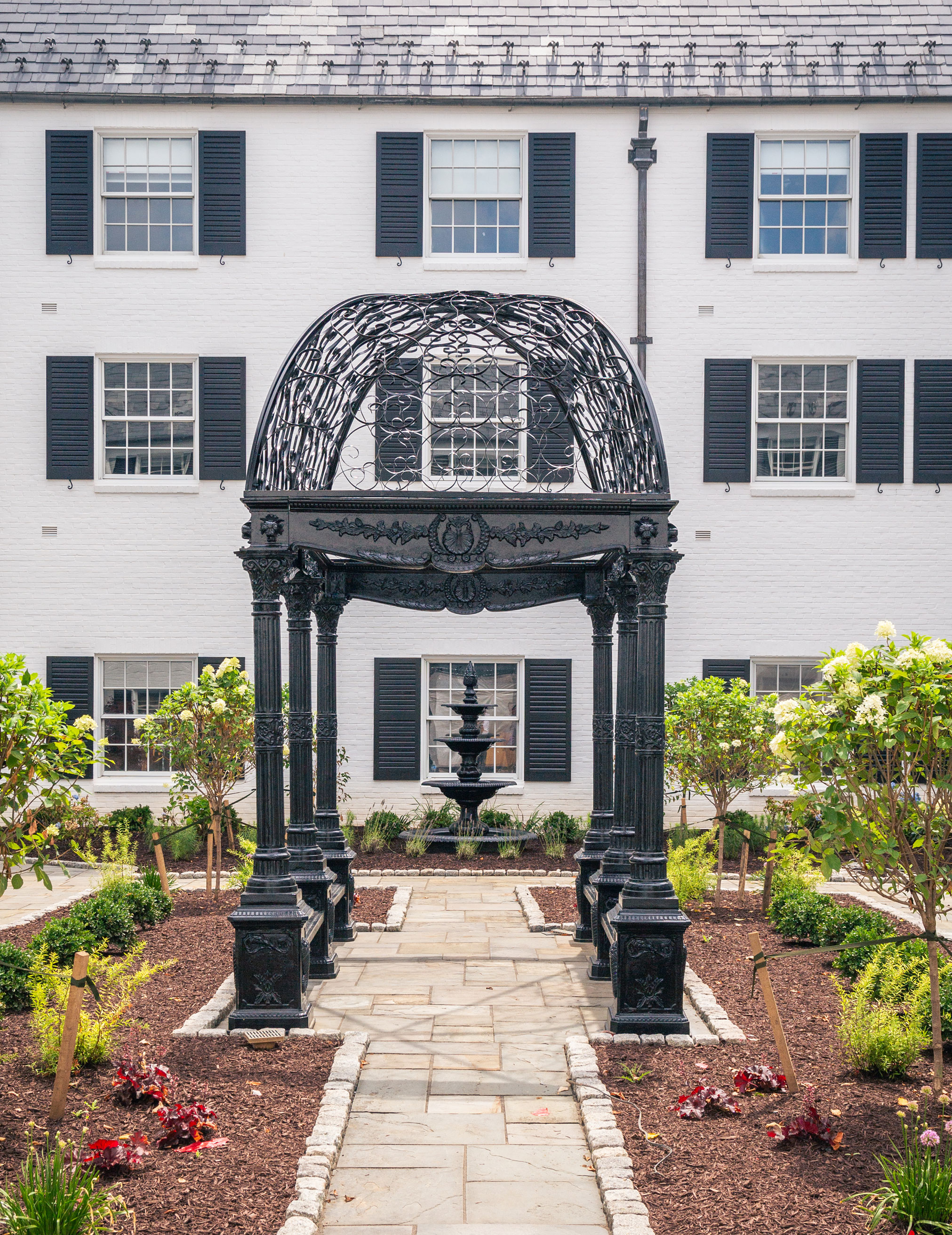 1900s-era pergola at the additional entrance to the Nittany Lion Inn, photo by Nick Sloff '92 A&A