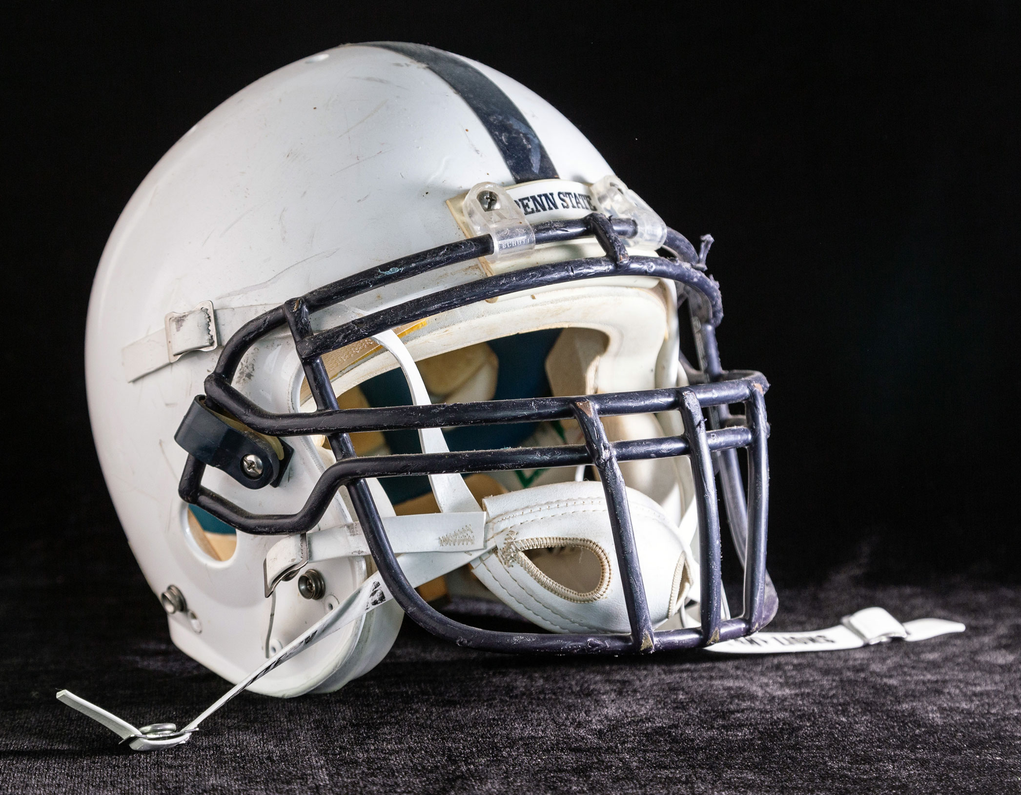 photo of Posluzsny's helmet by Nick Sloff '92 A&A
