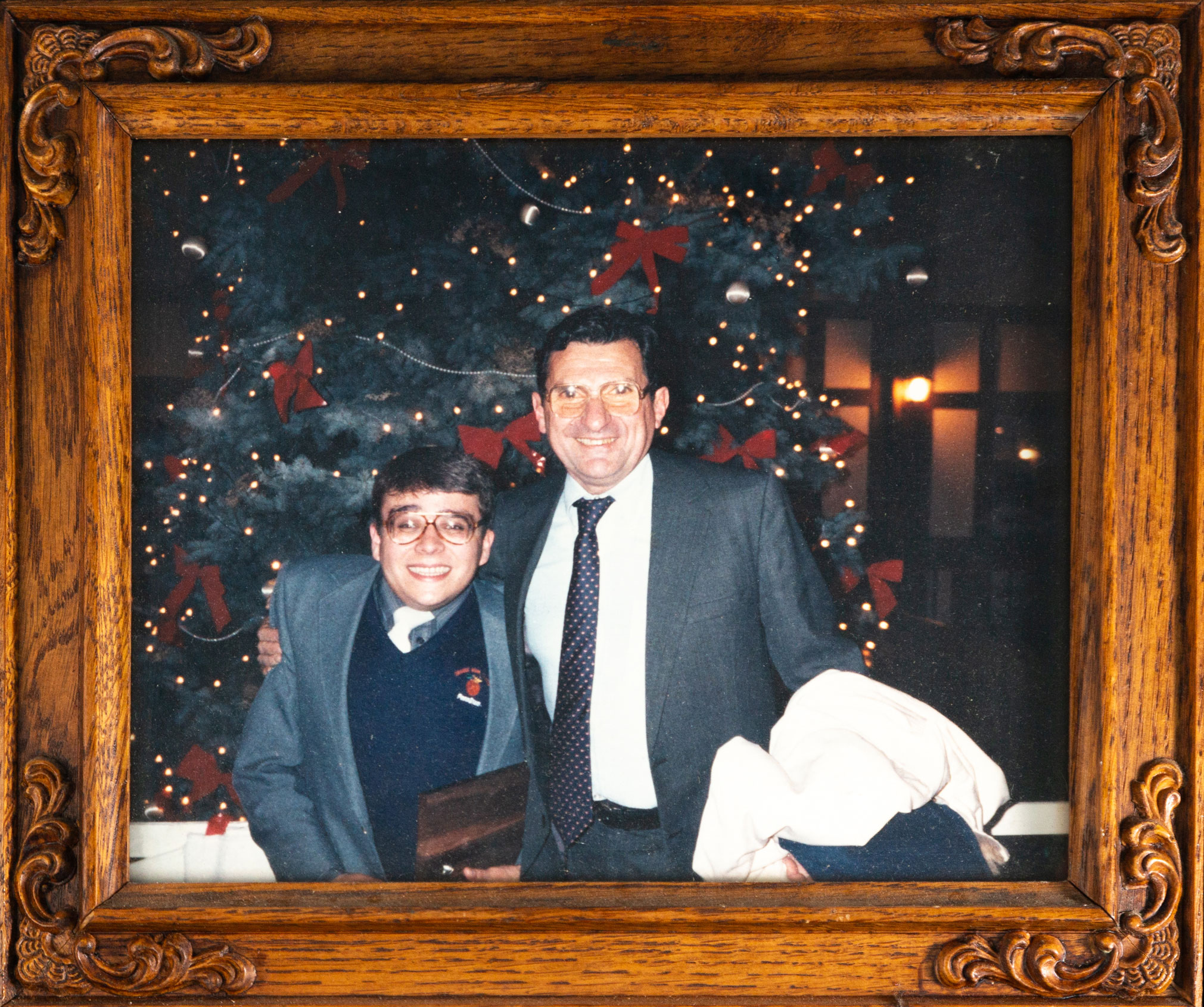 photo of a framed photo of Caldwell and Paterno at the 1986 senior banquet by Nick Sloff '92 A&A