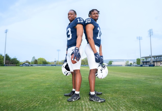 Allen and Singleton on the field by Cardoni