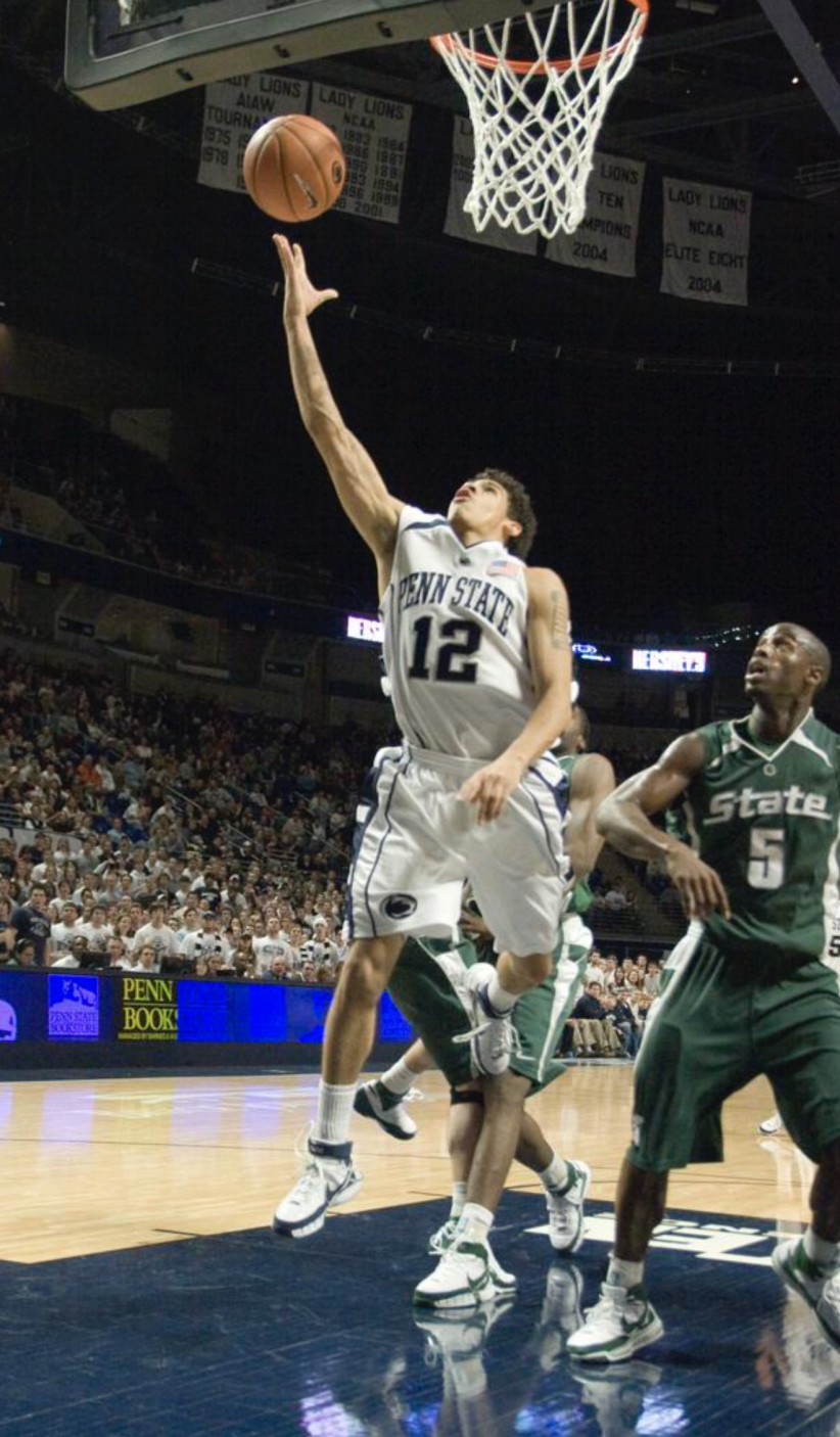 Live shot from PSU Michigan State 2008 basketball game photo by Penn State Athletics