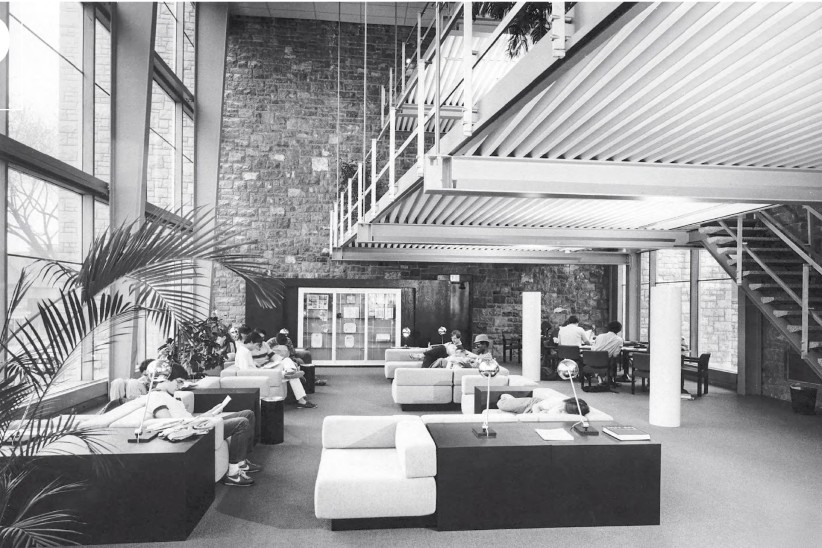black and white photo of Kunkle Lounge in the 1980s by Penn State Archives