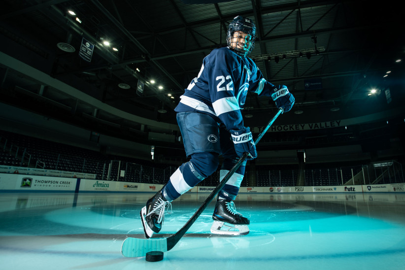 Roberts on the ice in uniform, photo by Cardoni