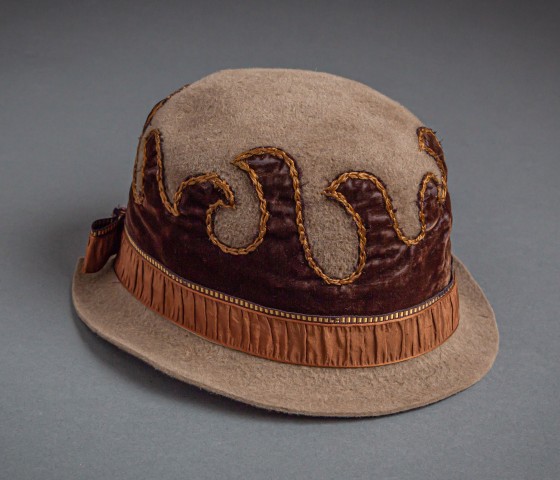 brown hat from the 20s photo by Nick Sloff '92 A&A