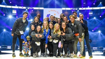 group photo of THON's Dance Marathon Alumni Interest Group at BJC by David Abruzzese '17 Com