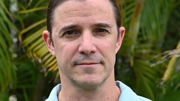 head shot Glazer, courtesy