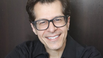 head shot Pelusi